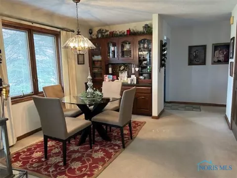 1221 Barrister Dr, Bryan, OH 43506 photo 4
