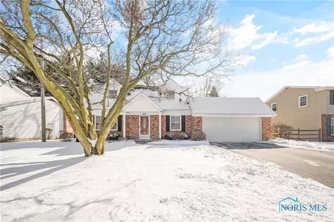 6645 Santo Ln, Maumee, OH 43537