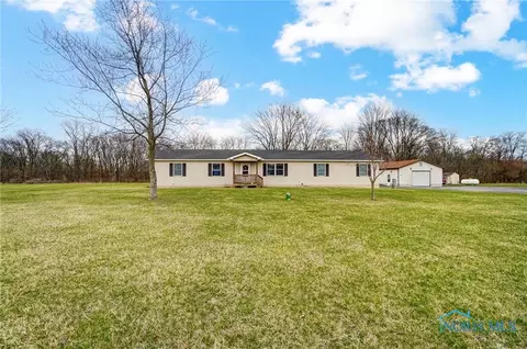 2623 State Route 12, Burgoon, OH 43407