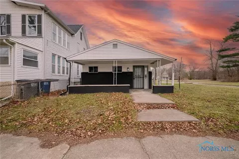 1104 Norwood Ave, Toledo, OH 43607