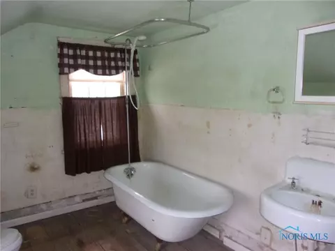411 S Warner St, Forest, OH 45843 photo 13