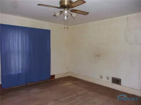 411 S Warner St, Forest, OH 45843 photo 3