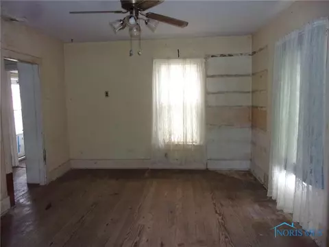 411 S Warner St, Forest, OH 45843 photo 4