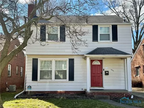 2825 Sherbrooke Rd, Toledo, OH 43606