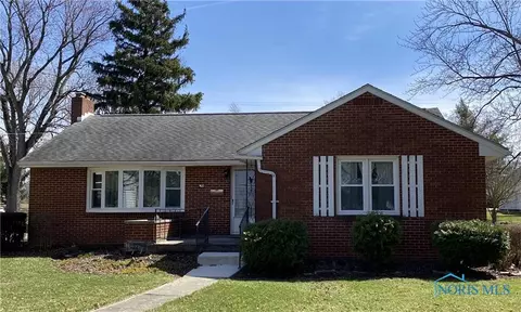 427 S Jackson St, Bluffton, OH 45817