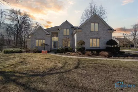 2817 Cypress Colony Dr, Toledo, OH 43617