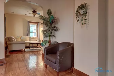 858 Maple Ave, Findlay, OH 45840 photo 16