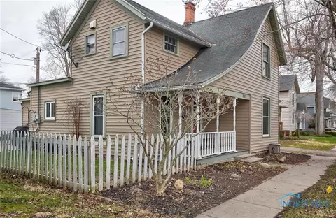 858 Maple Ave, Findlay, OH 45840