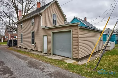 858 Maple Ave, Findlay, OH 45840 photo 4