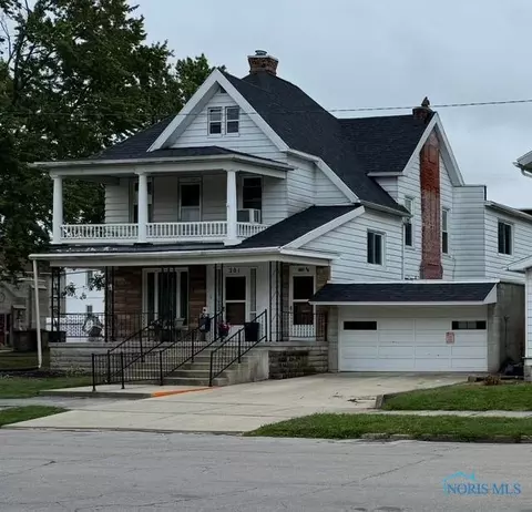 201 W Center St, Fostoria, OH 44830