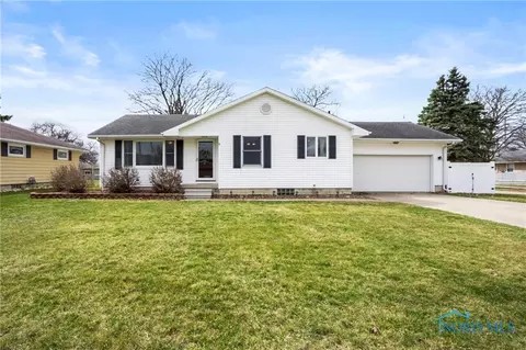 717 Nickel St, Fremont, OH 43420