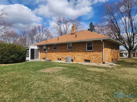 1668 Dier Rd, Curtice, OH 43412 photo 3