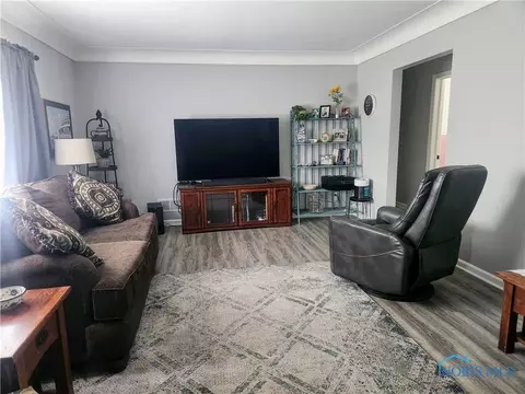 1668 Dier Rd, Curtice, OH 43412 photo 5