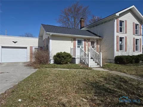 234 W High St, Fostoria, OH 44830