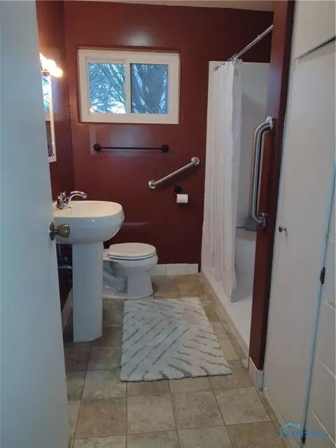 217 Degroff Ave, Archbold, OH 43502 photo 11