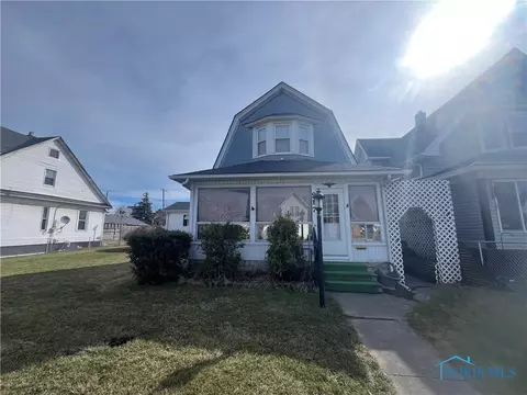 917 Oak St, Toledo, OH 43605