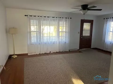 815 S Beech St, Bryan, OH 43506 photo 2