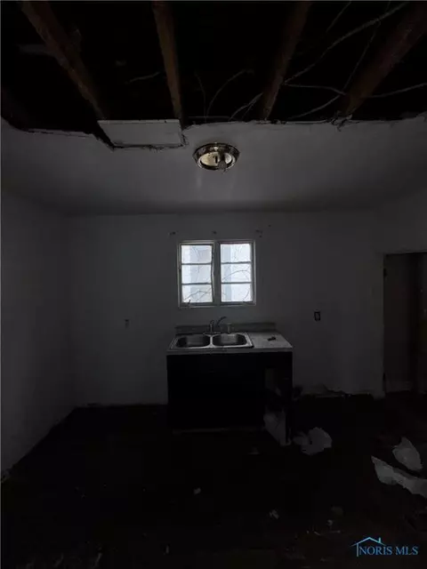 1785 Hamilton St, Toledo, OH 43607 photo 17