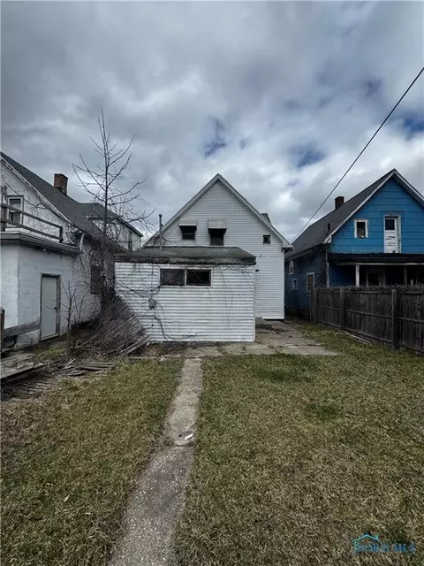 1785 Hamilton St, Toledo, OH 43607 photo 5