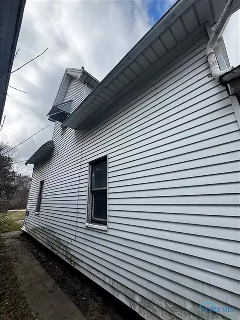 1785 Hamilton St, Toledo, OH 43607 photo 3