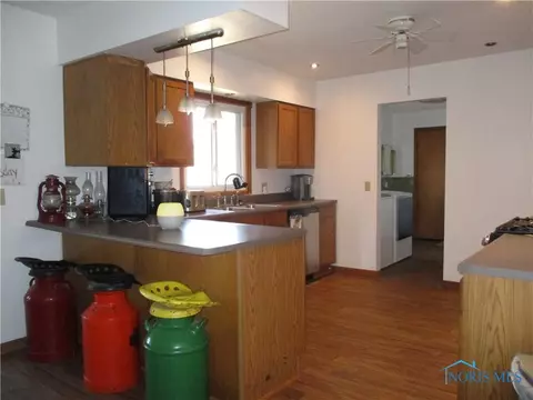 200 Taylor St, West Unity, OH 43570 photo 9