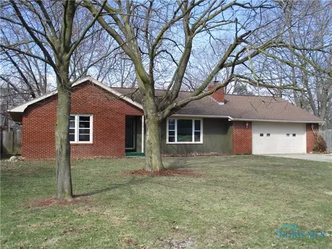 200 Taylor St, West Unity, OH 43570