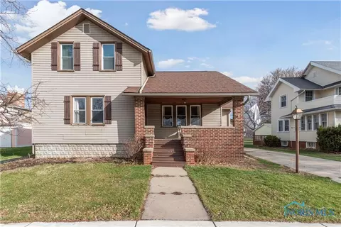 119 Cherry St, Wauseon, OH 43567