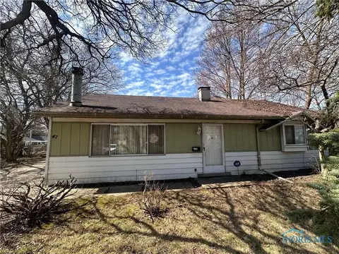41 Dickens Dr, Toledo, OH 43607