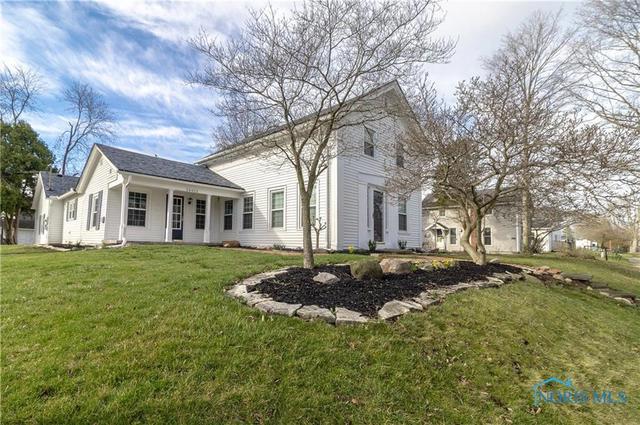 24423 W 2nd St, Grand Rapids, OH 43522