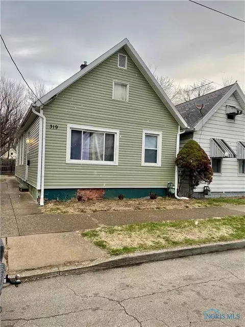 319 Dexter St, Toledo, OH 43608