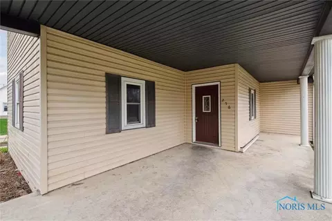 256 E Perrin Ave, Mccomb, OH 45858 photo 6