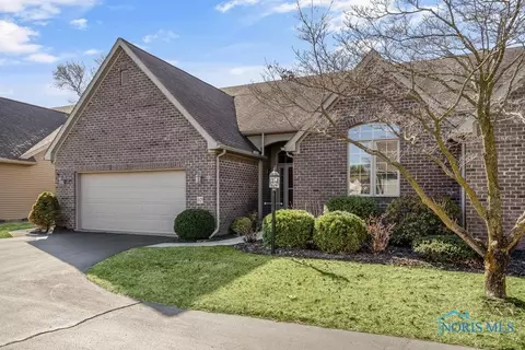 10 Shenandoah Cir, Sylvania, OH 43560