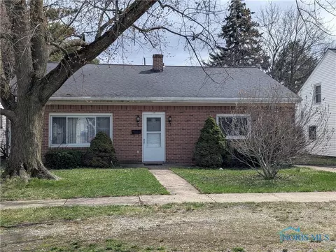 123 S Taft Ave, Fremont, OH 43420