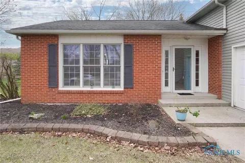 2401 Springmill Rd, Findlay, OH 45840 photo 2