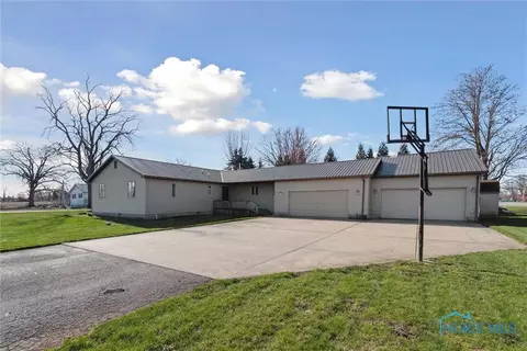 106 Saint Clair St, Continental, OH 45831