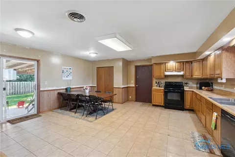 106 Saint Clair St, Continental, OH 45831 photo 23