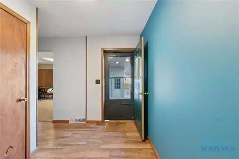 106 Saint Clair St, Continental, OH 45831 photo 7