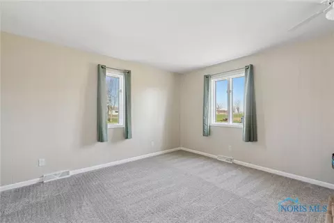 106 Saint Clair St, Continental, OH 45831 photo 12