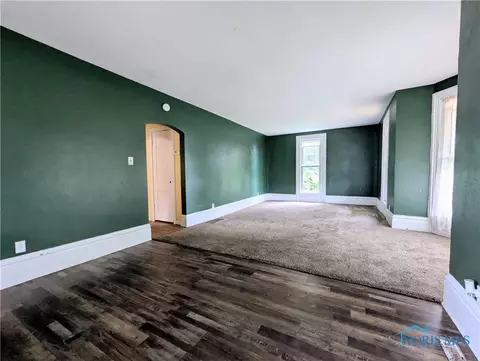 201 E Spring St, Fayette, OH 43521 photo 7