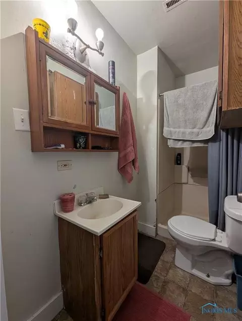 201 E Spring St, Fayette, OH 43521 photo 16