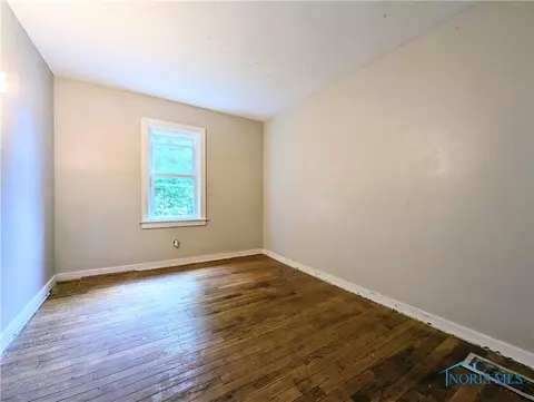 201 E Spring St, Fayette, OH 43521 photo 10