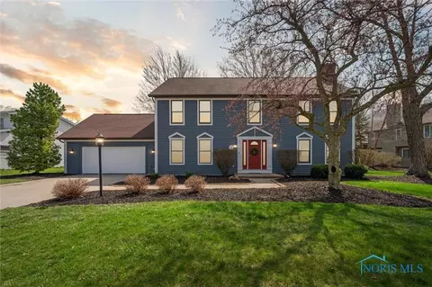 3011 Heather Downs Dr, Findlay, OH 45840