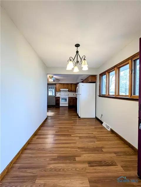 140 Lockhart Ave, Wayne, OH 43466 photo 10