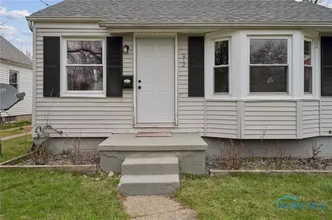 912 Mackow Dr, Toledo, OH 43607 photo 3