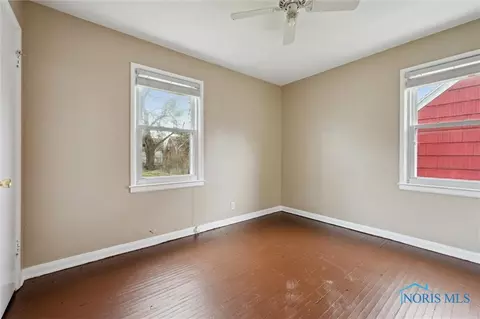 912 Mackow Dr, Toledo, OH 43607 photo 18