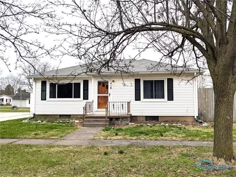 418 S Maple St, Lindsey, OH 43442