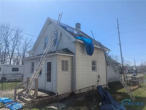 104 N Hawley St, Toledo, OH 43607