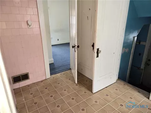 1816 Joffre Ave, Toledo, OH 43607 photo 9
