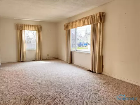 333 E Trevitt St, Bryan, OH 43506 photo 3
