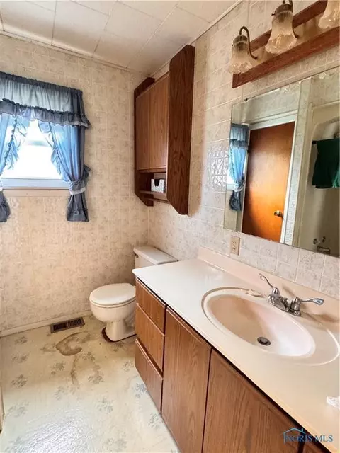 333 E Trevitt St, Bryan, OH 43506 photo 7